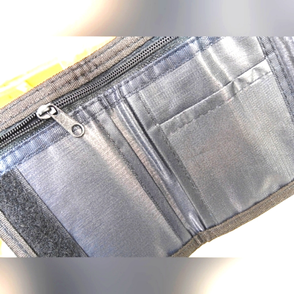 ETERNAL ROUGH RIDER SKULL WALLET - Picture 8 of 11